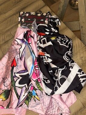 Ed Hardy Graphic Scarf set of 2